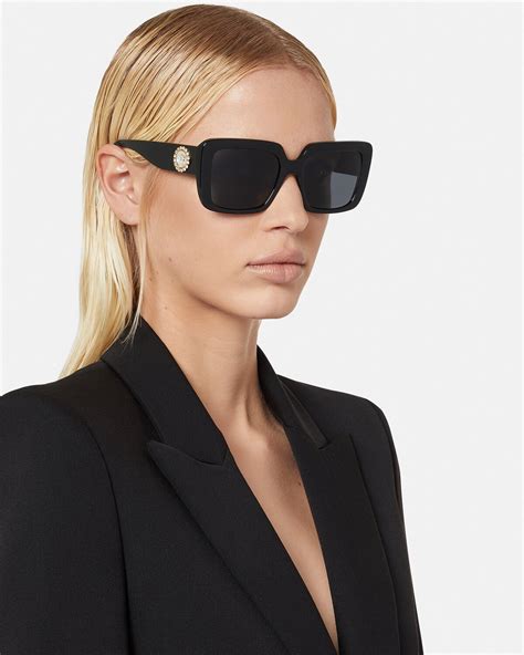 Amazon.com: Versace Sunglasses For Women Clearance Sale.